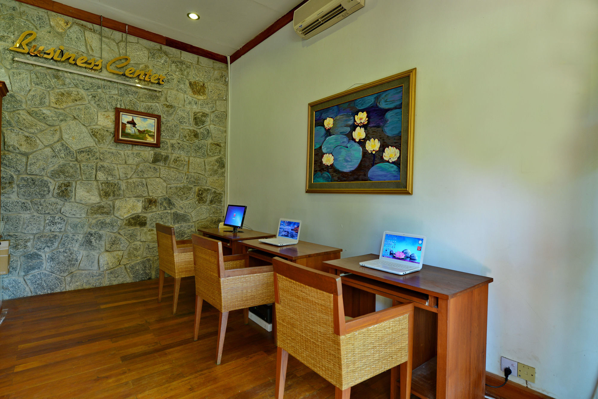 Myanmar Treasure Resorts Ngwe Saung Ngwesaung Exterior foto