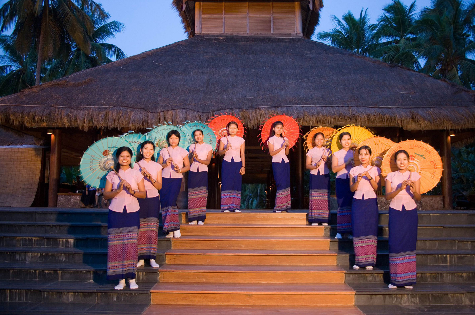 Myanmar Treasure Resorts Ngwe Saung Ngwesaung Exterior foto
